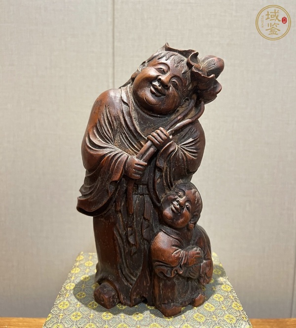 古玩竹雕人物擺件真品鑒賞圖
