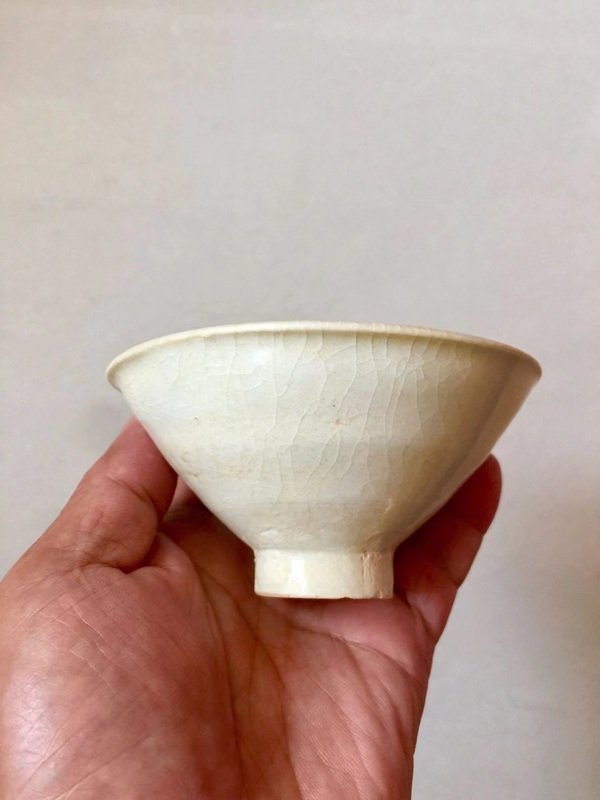 古玩轉(zhuǎn)賣青白釉斗笠盞拍賣，當(dāng)前價格8888元