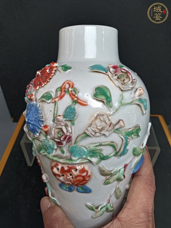 古玩陶瓷貼塑瓶真品鑒賞圖