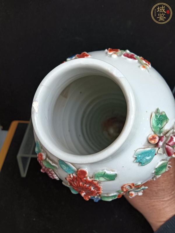 古玩陶瓷貼塑瓶真品鑒賞圖