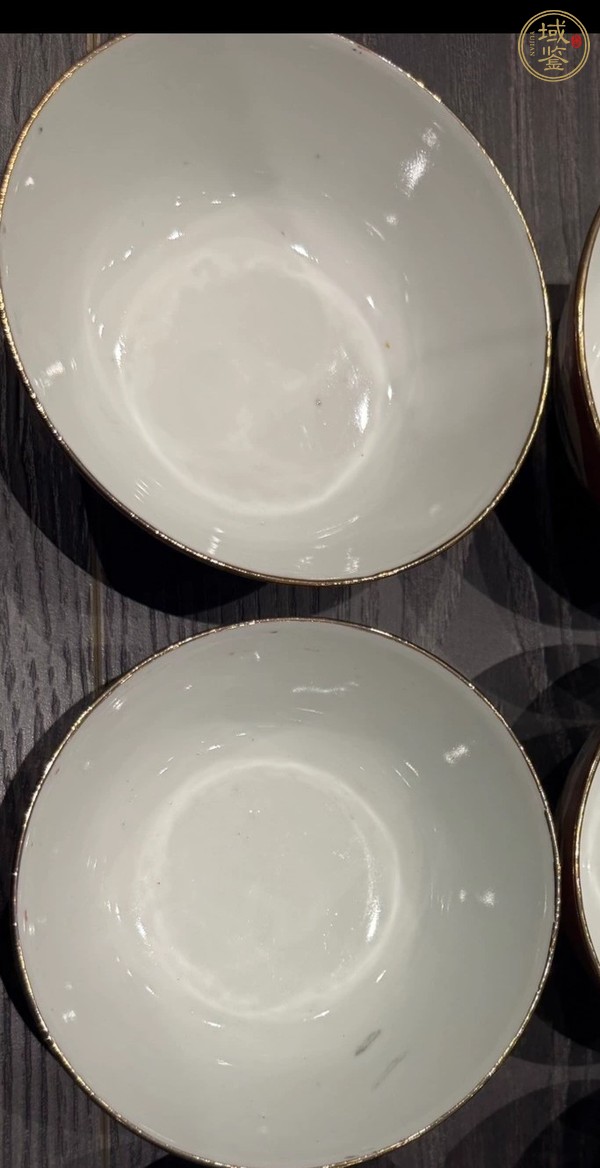 古玩陶瓷礬紅粉彩龍鳳紋碗真品鑒賞圖