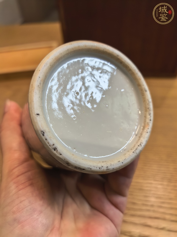 古玩陶瓷青花攜琴訪友圖筆筒真品鑒賞圖