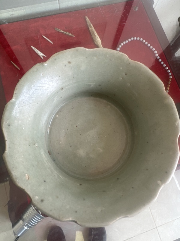 古玩陶瓷明.青釉刻花紋花口洗拍賣，當前價格1500元