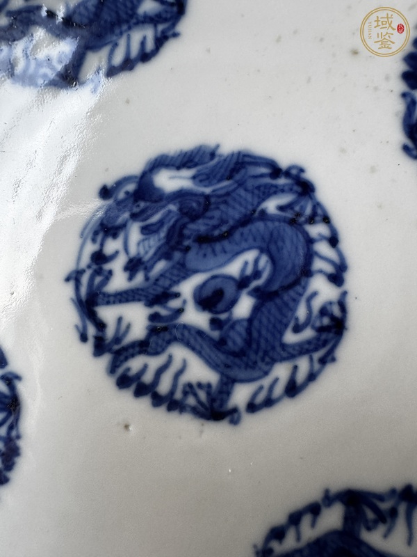 古玩陶瓷青花團龍紋盤真品鑒賞圖