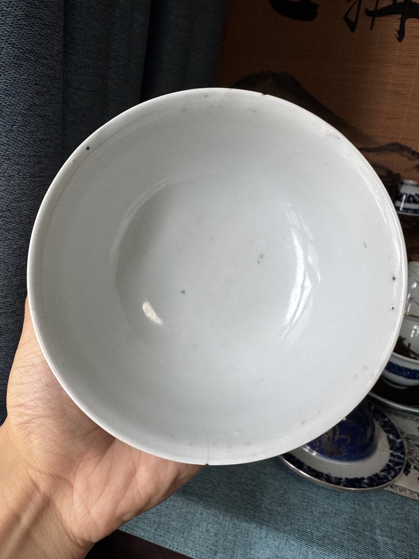 古玩轉賣青花夔龍紋茶碗拍賣，當前價格0元