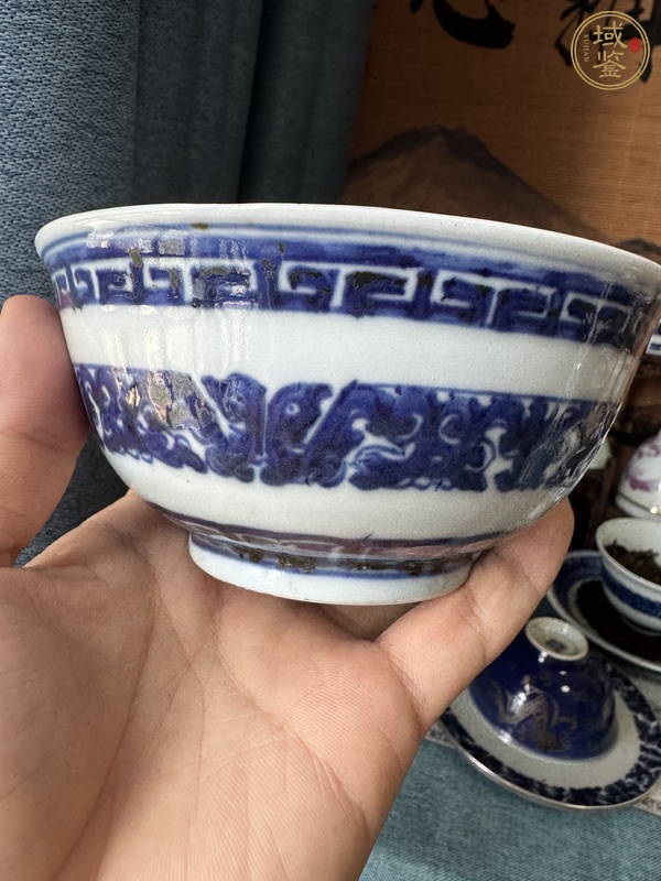 古玩陶瓷青花夔龍紋茶碗真品鑒賞圖