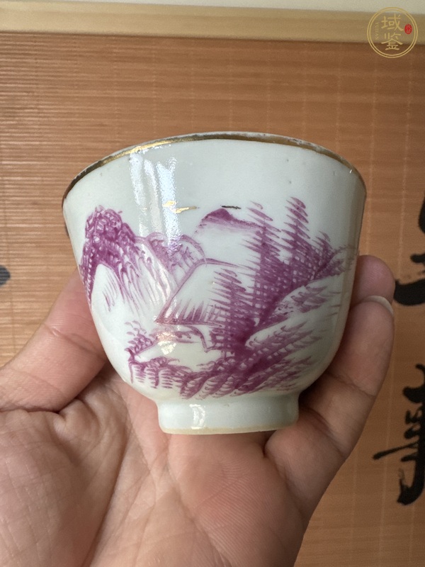 古玩陶瓷胭脂紅山水人物仰鐘杯真品鑒賞圖