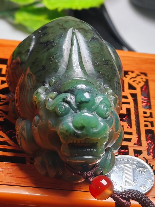古玩玉器天然和田碧玉瑞獸把件(帶鑒定證書)拍賣,當前價格1580元