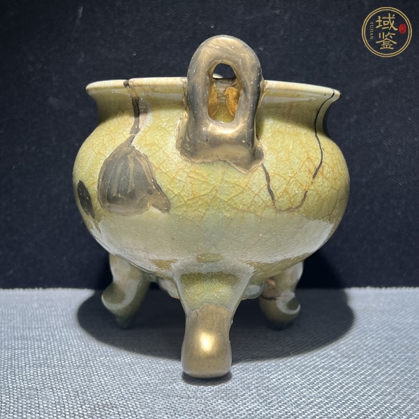 古玩陶瓷龍泉青瓷香爐真品鑒賞圖