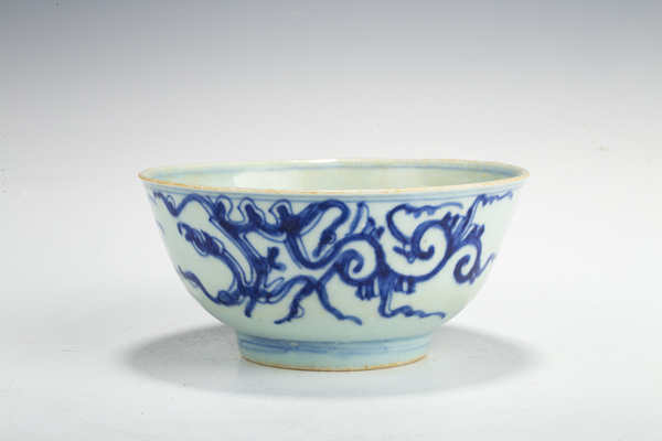 古玩嚴(yán)選清雍正·青花夔龍紋碗拍賣，當(dāng)前價(jià)格1940元
