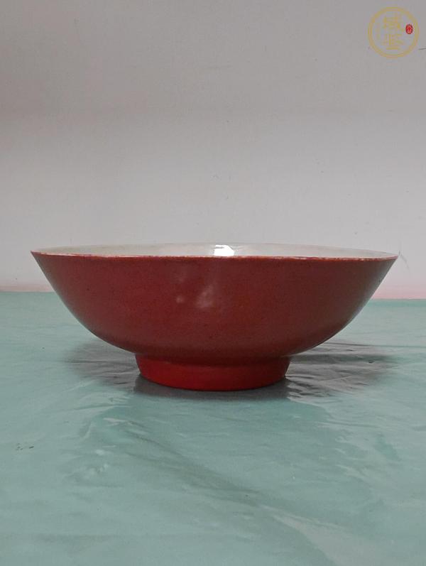 古玩陶瓷珊瑚紅釉碗真品鑒賞圖