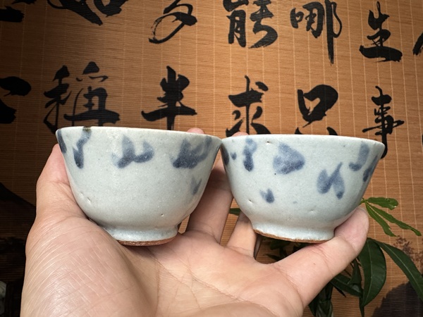 古玩轉(zhuǎn)賣明末青花杯（一對）拍賣，當前價格0元