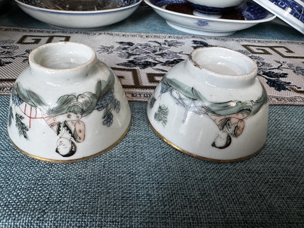 古玩轉賣粉彩美人如玉茶杯（一對）拍賣，當前價格0元