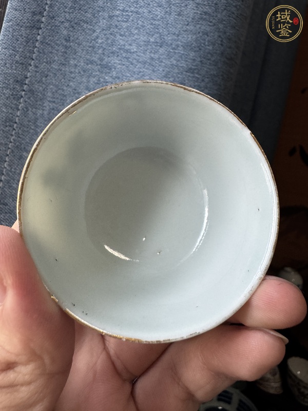 古玩陶瓷油粉彩人物紋茶碗真品鑒賞圖