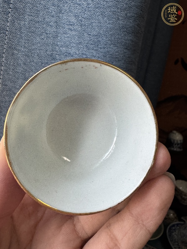 古玩陶瓷油粉彩人物紋茶碗真品鑒賞圖
