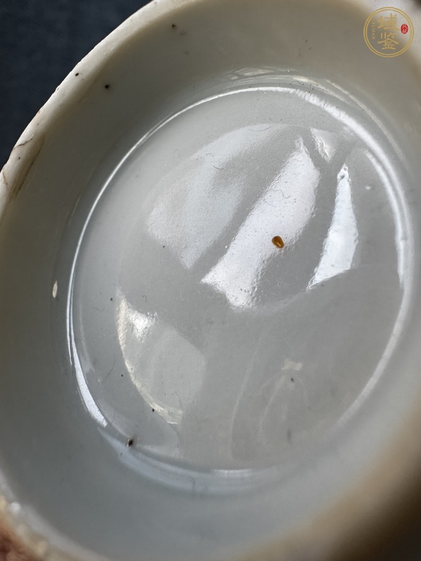 古玩陶瓷青花礬紅松鼠葡萄杯真品鑒賞圖
