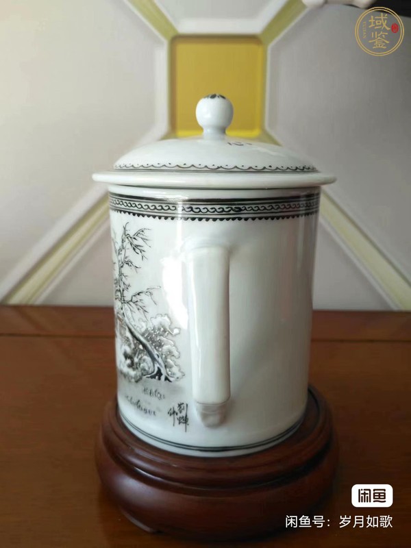 古玩陶瓷雪景圖執(zhí)杯真品鑒賞圖