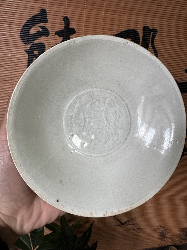 古玩轉(zhuǎn)賣青白釉雙魚面包碗拍賣，當前價格0元