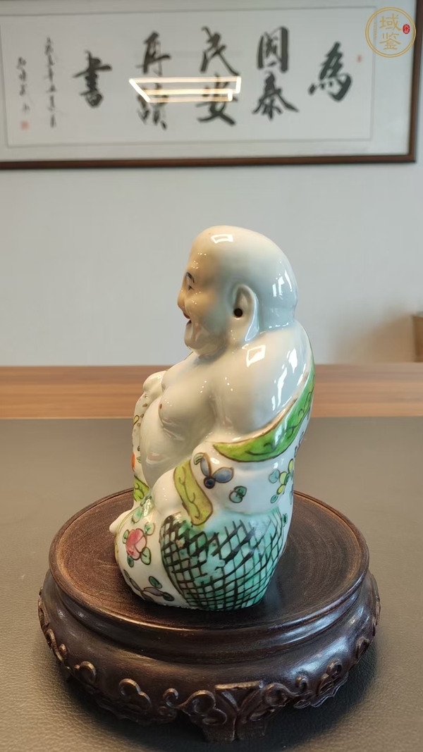 古玩民國粉彩彌勒佛造像真品鑒賞圖