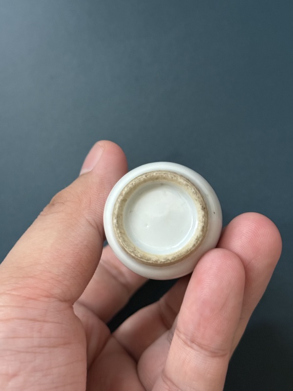 古玩陶瓷晚清·太師少保細(xì)路粉彩鼻煙壺拍賣，當(dāng)前價(jià)格1980元