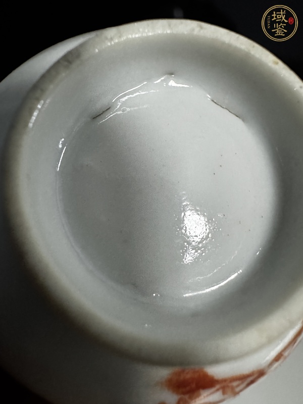 古玩陶瓷礬紅花鳥紋茶碗真品鑒賞圖