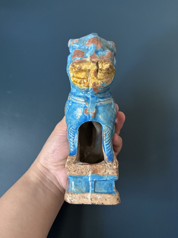 古玩陶瓷明·琺華彩獅子燈臺(tái)拍賣，當(dāng)前價(jià)格1500元
