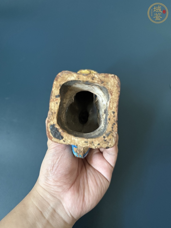 古玩陶瓷獅子燈臺真品鑒賞圖