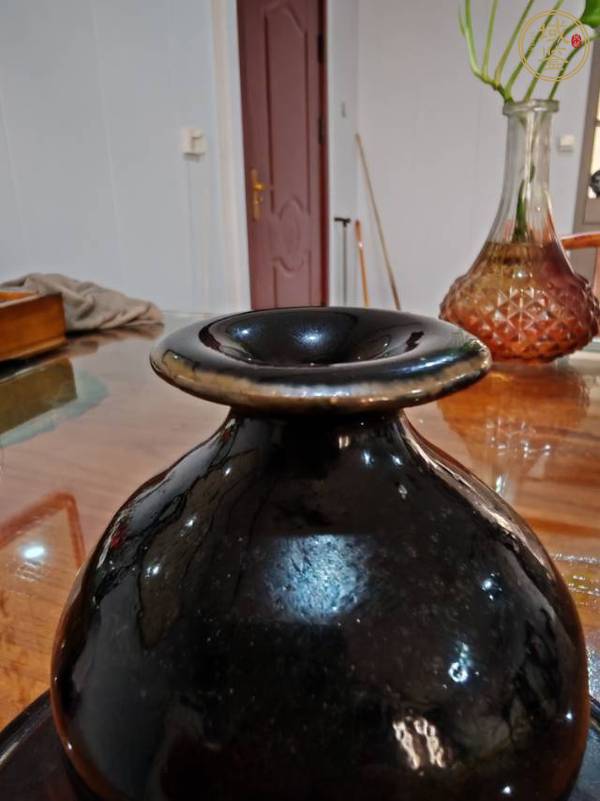 古玩陶瓷黑釉撇口瓶真品鑒賞圖