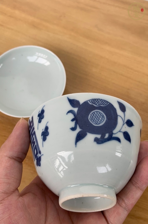 古玩陶瓷青花蓋碗真品鑒賞圖