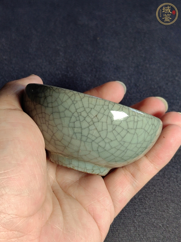 古玩陶瓷青釉杯真品鑒賞圖