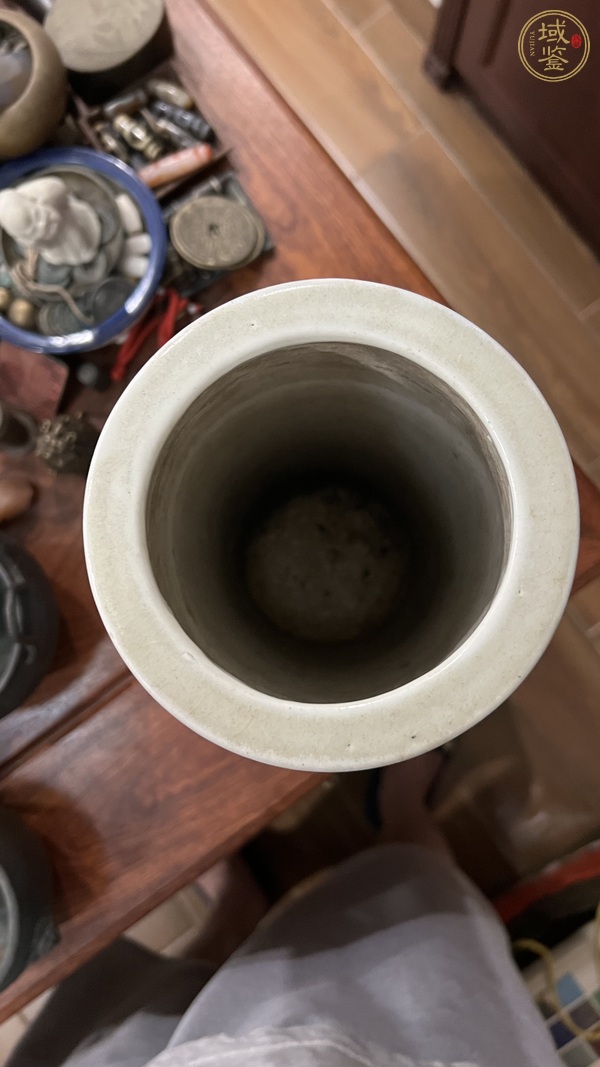 古玩陶瓷山水紋青花帽筒真品鑒賞圖