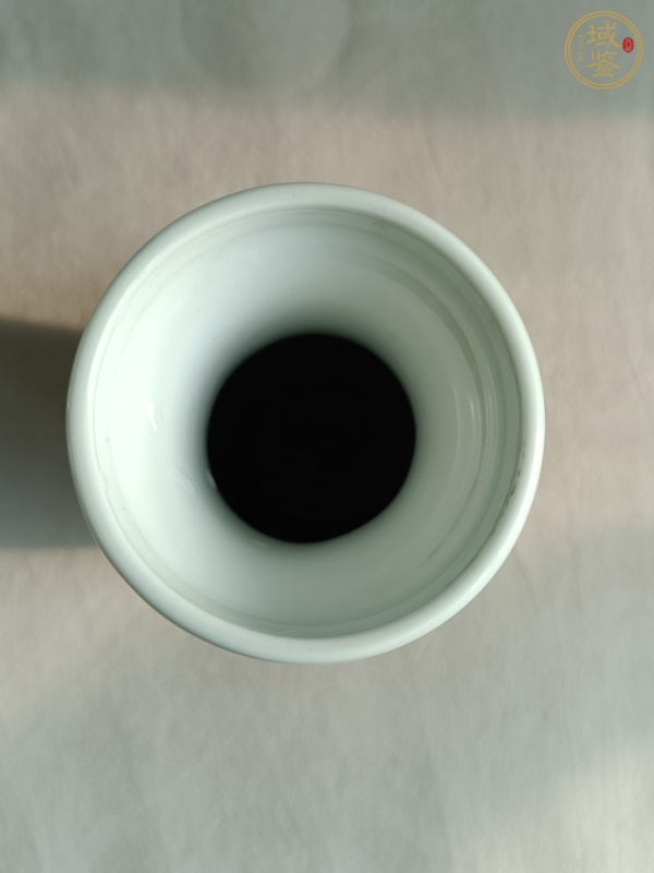 古玩陶瓷豆青釉瓶真品鑒賞圖