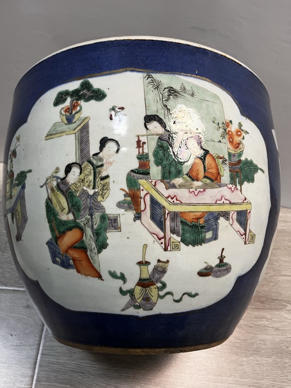 古玩陶瓷藍釉地開光五彩人物花鳥紋缸拍賣，當前價格45000元