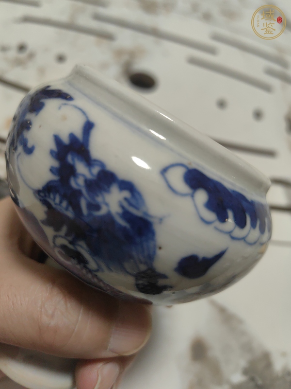 古玩陶瓷青花龍紋斗真品鑒賞圖