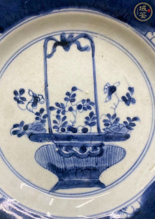 古玩陶瓷青花提籃盤真品鑒賞圖