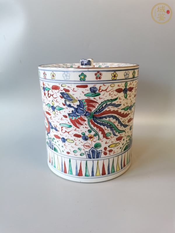 古玩陶瓷龍鳳紋青花五彩蓋罐真品鑒賞圖