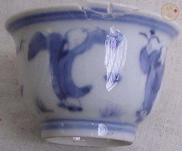 古玩陶瓷清代青花人物杯真品鑒賞圖