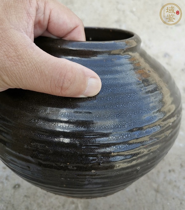 古玩磁州窯銀油滴弦紋罐真品鑒賞圖