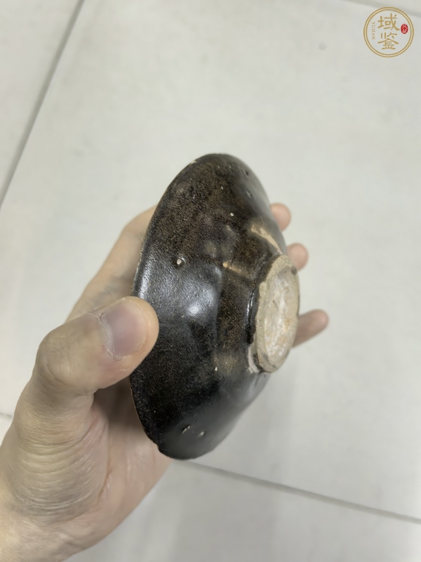 古玩陶瓷金代耀州窯出筋葵口盞真品鑒賞圖