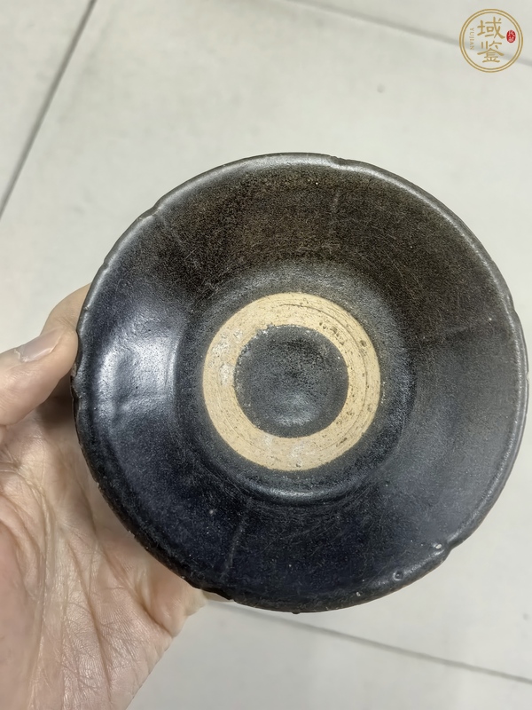 古玩金代耀州窯出筋葵口盞真品鑒賞圖