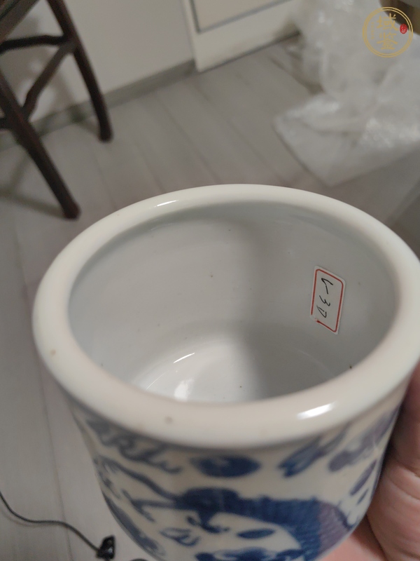 古玩陶瓷青花雙龍戲珠紋爐真品鑒賞圖
