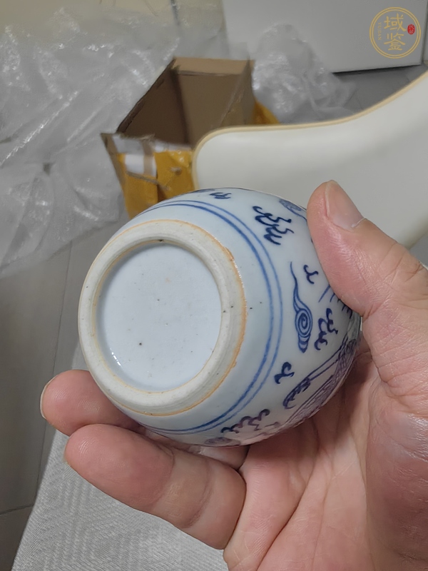 古玩陶瓷龍鳳紋青花罐真品鑒賞圖