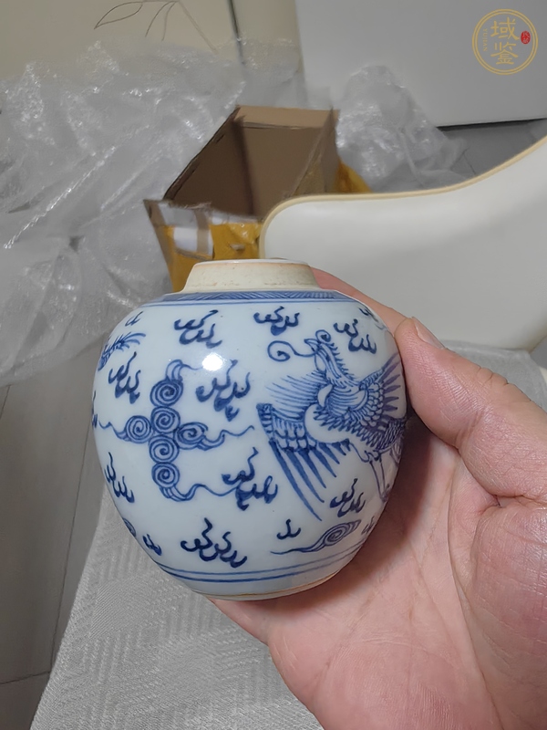 古玩陶瓷龍鳳紋青花罐真品鑒賞圖