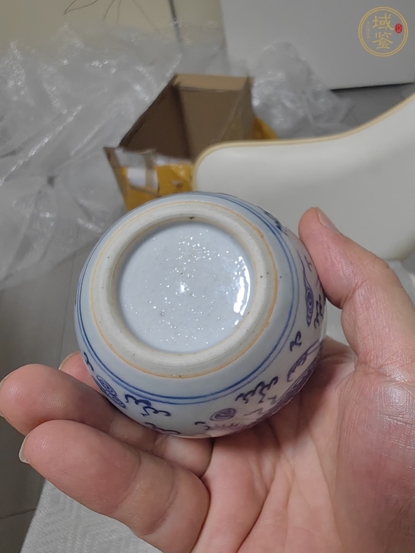 古玩陶瓷龍鳳紋青花罐真品鑒賞圖