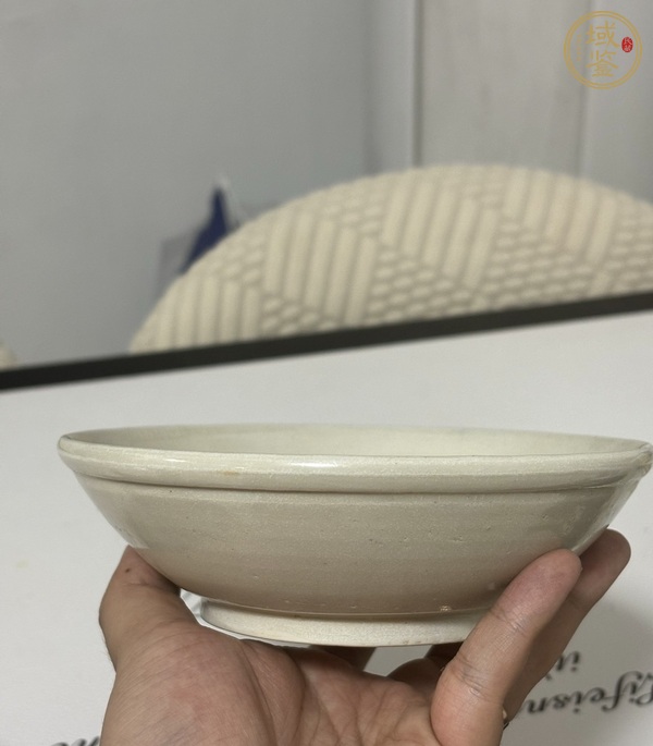 古玩陶瓷溯五代風華,藏一甌玉潤天光真品鑒賞圖