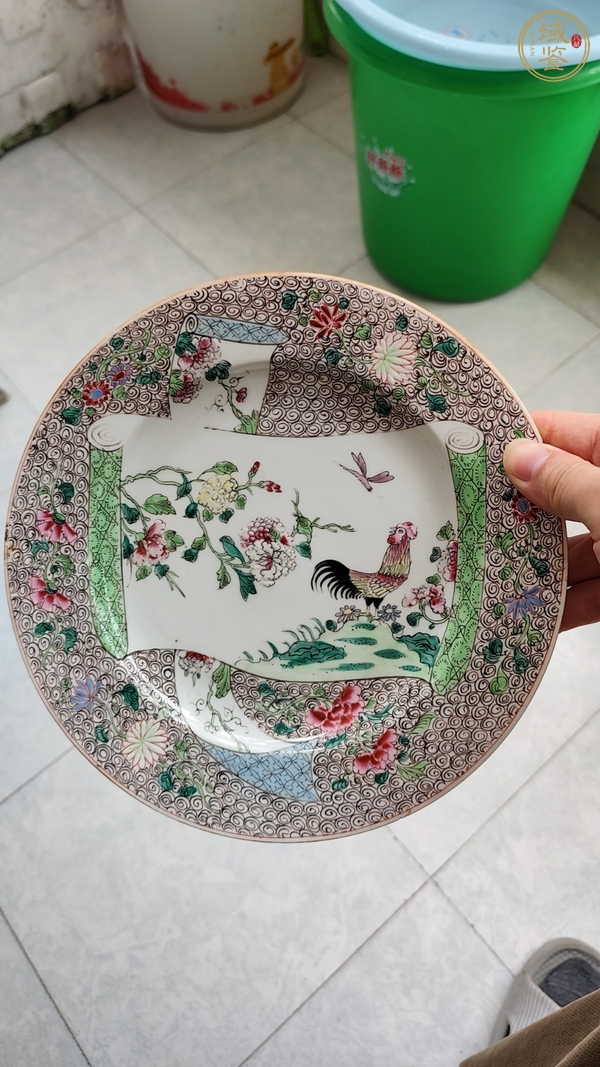 古玩陶瓷大雞圖粉彩盤真品鑒賞圖