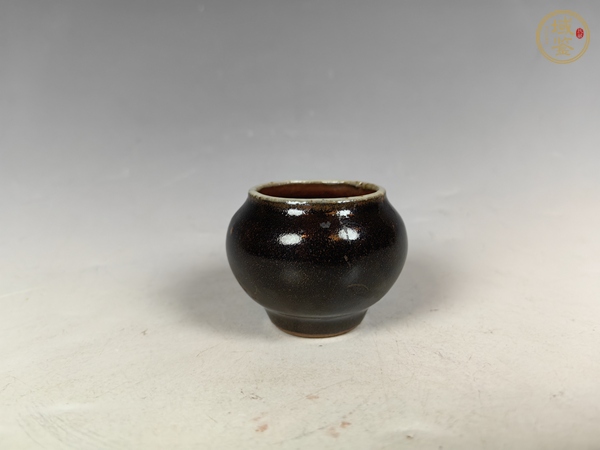 古玩陶瓷清中晚茶葉末釉文房水盂真品鑒賞圖