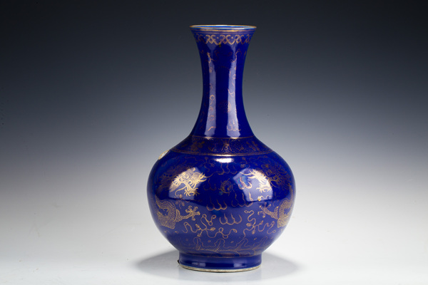 古玩陶瓷晚清·藍(lán)釉描金雙龍戲珠紋賞瓶拍賣,當(dāng)前價格3776元