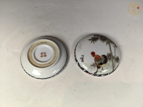 古玩陶瓷民國大吉大利公雞紋粉彩印泥盒真品鑒賞圖