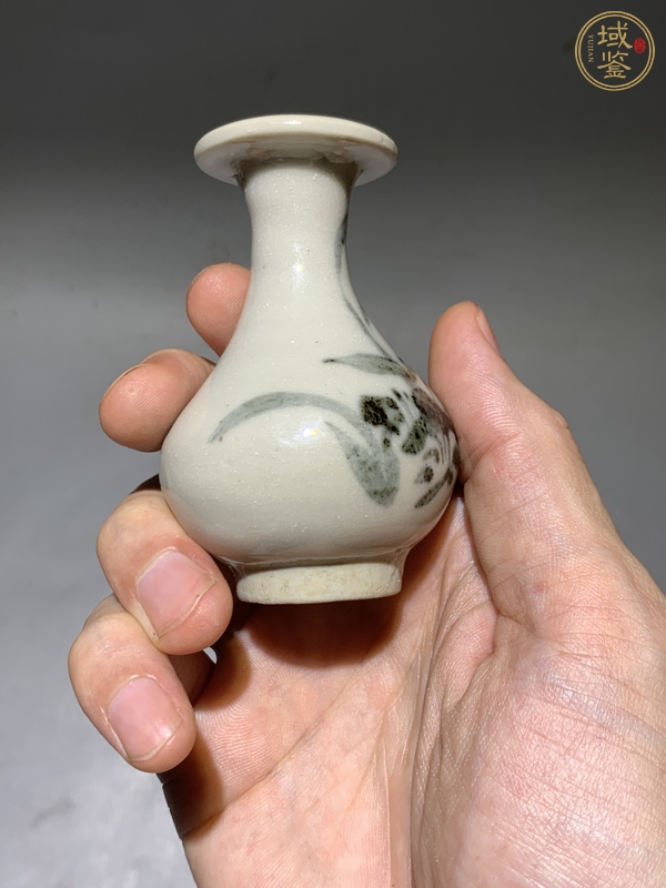 古玩陶瓷青花花卉紋玉壺春瓶真品鑒賞圖